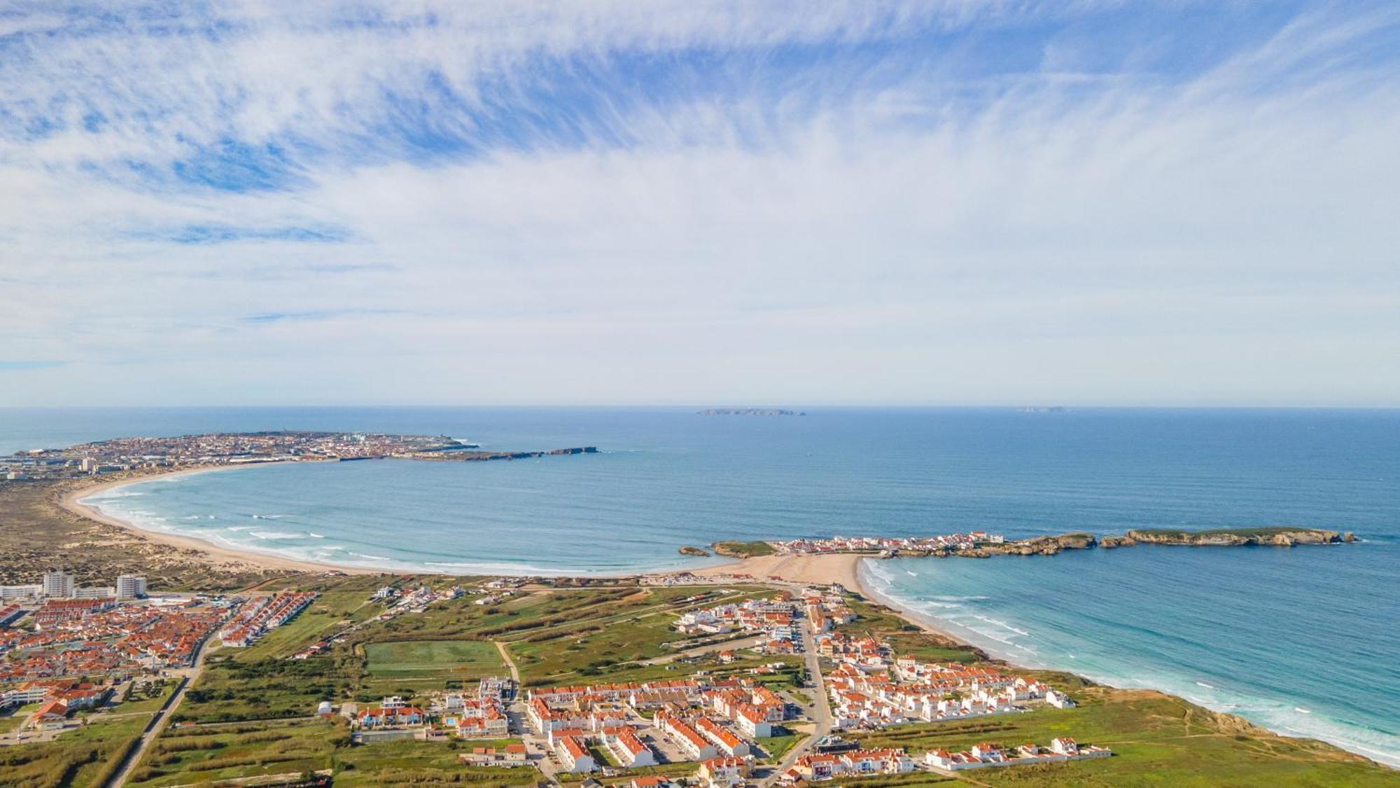 Baleal Happiness Surf House Villa Ferrel  Kültér fotó